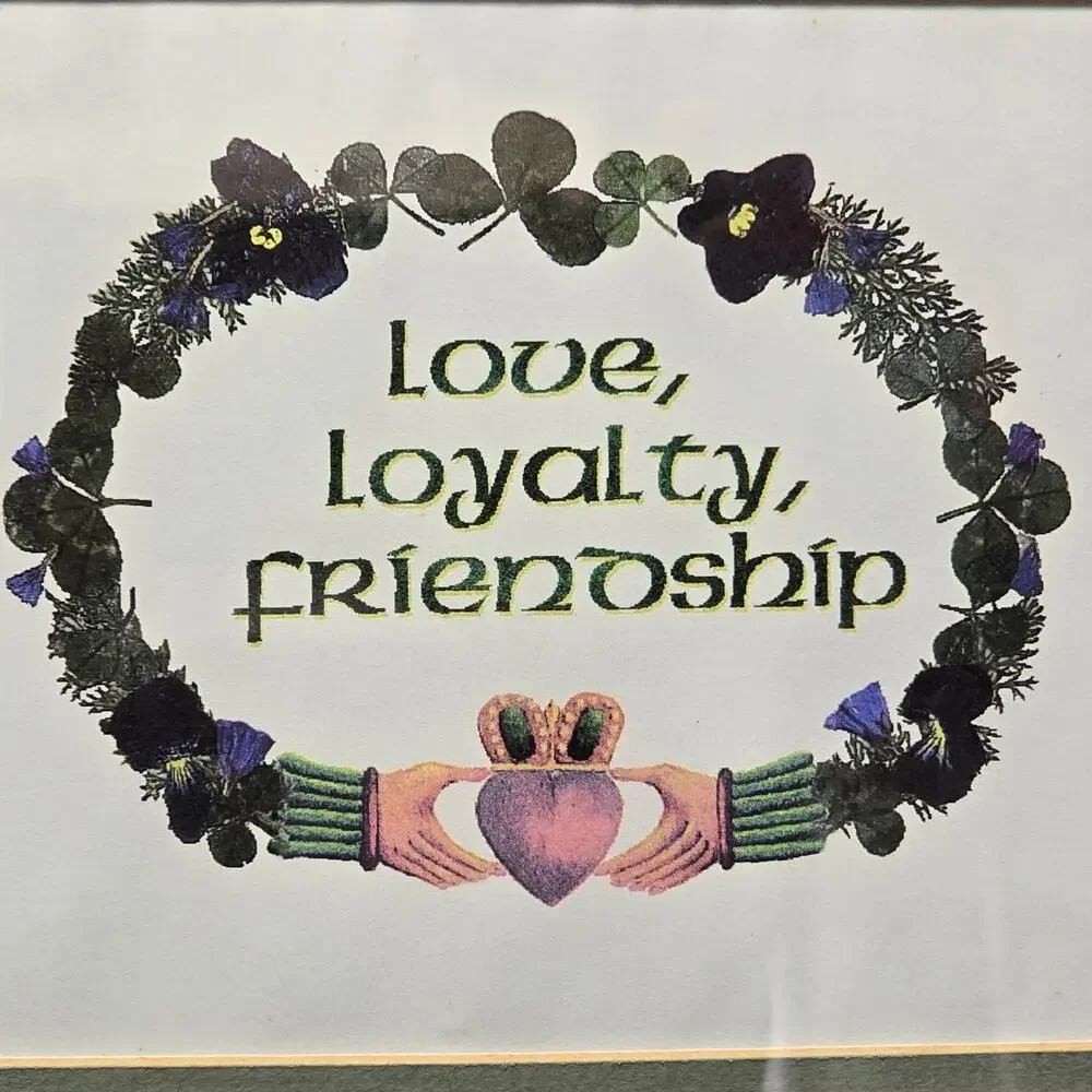 Irish Claddagh Symbol Love Loyalty Friendship Print Green Marble Frame 10